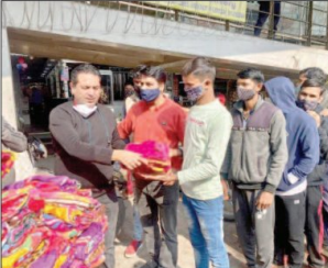 In New Delhi, young social workers celebrated the New Year by distributing warm&nbsp;blankets.