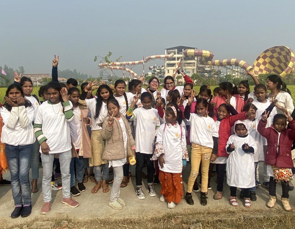 Bringing Smiles and Laughter: SDWF Takes Underprivileged Girls on a Fun-filled Amusement Park&nbsp;Adventure